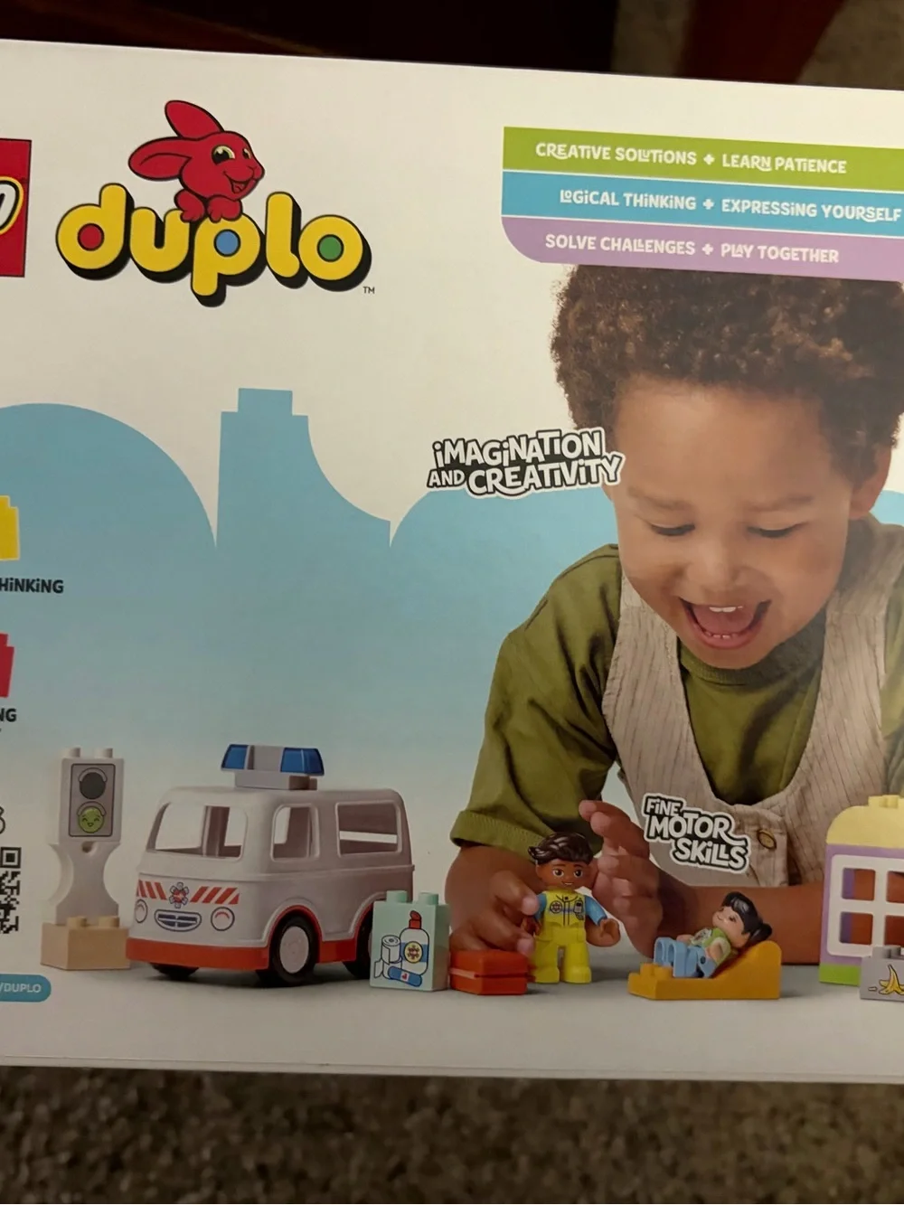 Lego Duplo White & Red Ambulance Playset with Blue Light